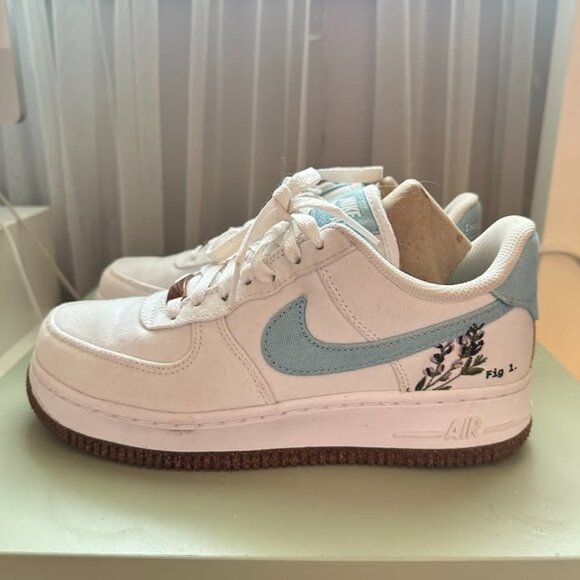 COPY - Nike Air Force 1 07’ Shoes - Picture 6 of 8